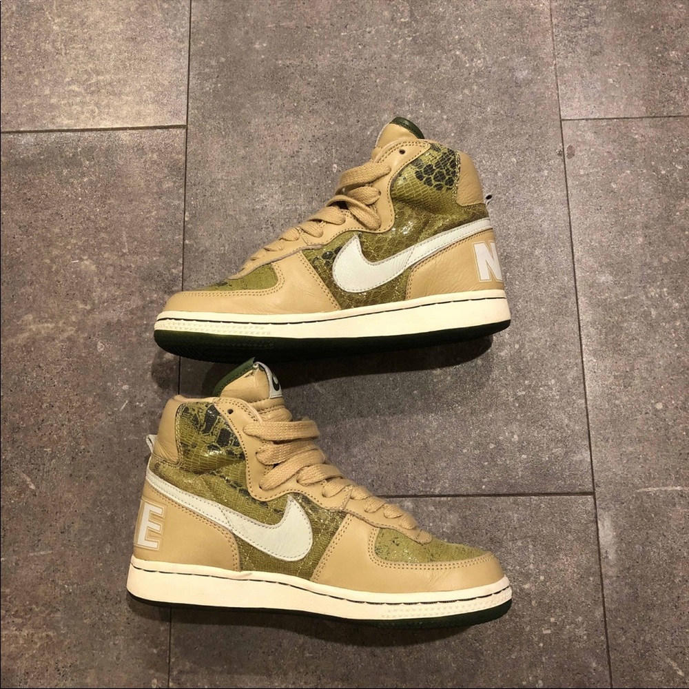 Nike womens terminator highs premium